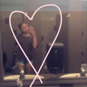 Meet your Posher, Skyela